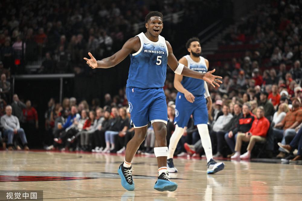 上球员的配 上球员的配